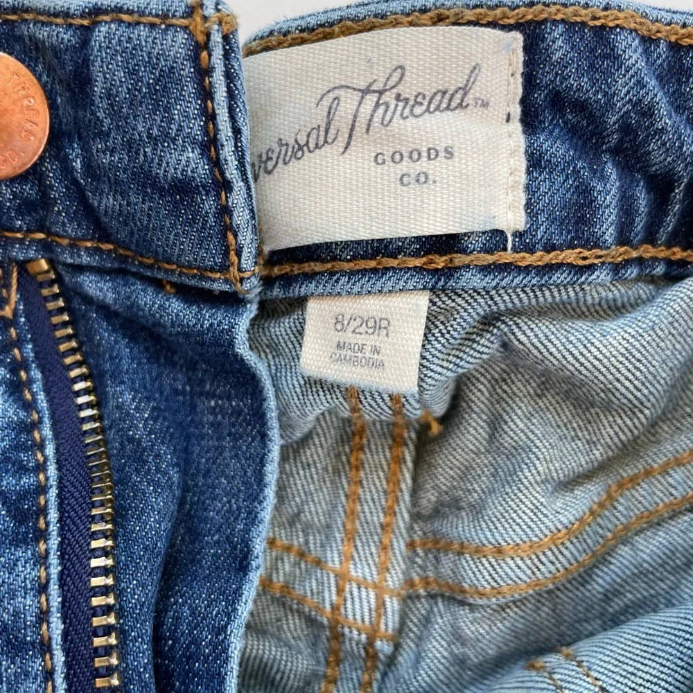 Universal Thread - Jean short - Picture 2 of 4